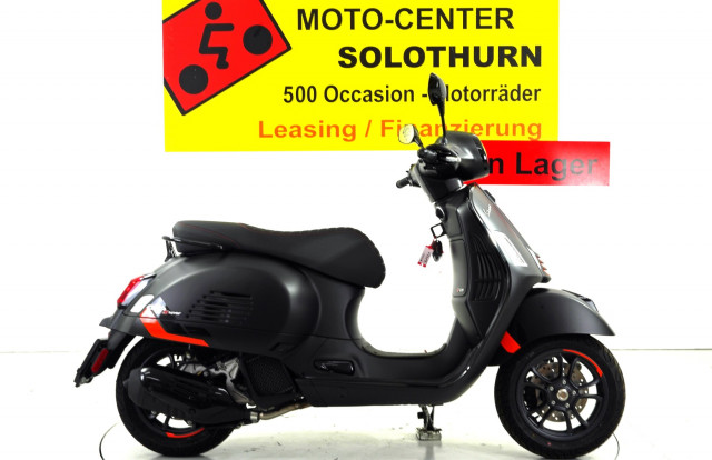 PIAGGIO Vespa GTS 125 Roller Neufahrzeug PIAGGIO Vespa GTS 125 Roller Neufahrzeug