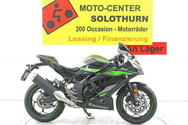 KAWASAKI Ninja 125 Sport Moto nuova