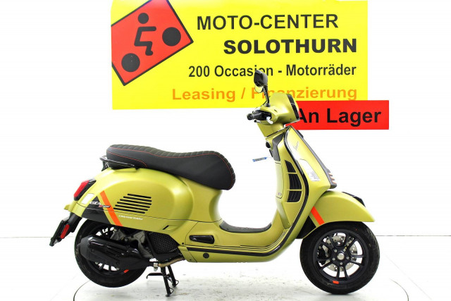 PIAGGIO Vespa GTS 125 Super Sport Scooter Moto nuova