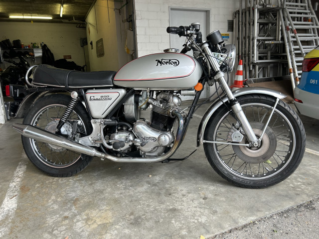 NORTON Commando 850 Sport Used