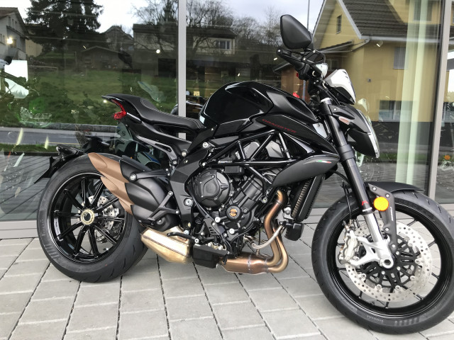 MV AGUSTA Dragster 800 R Naked Neufahrzeug