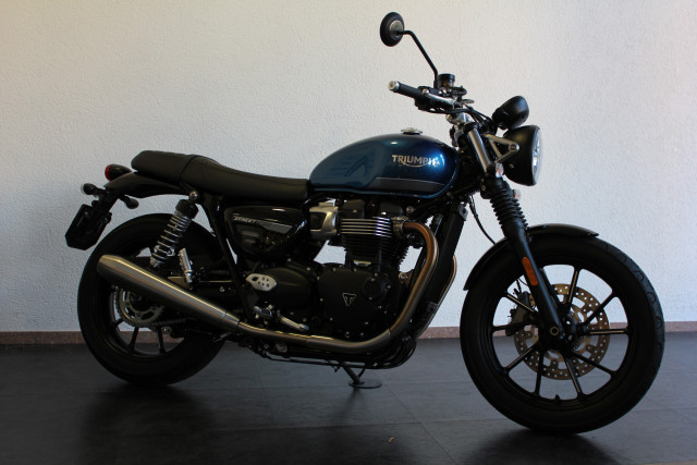 TRIUMPH Street Twin 900 Retro Occasion