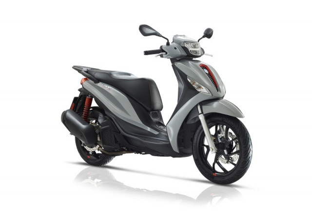 PIAGGIO Medley 125 Sport Roller Neufahrzeug