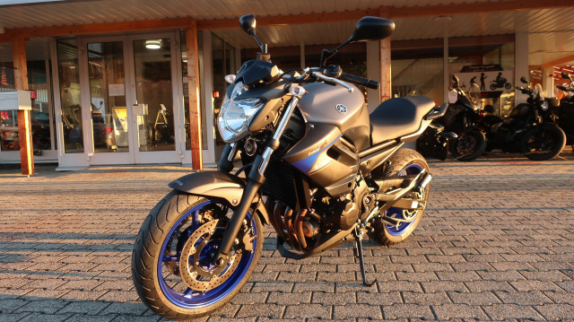 YAMAHA XJ 6 N Naked Occasion