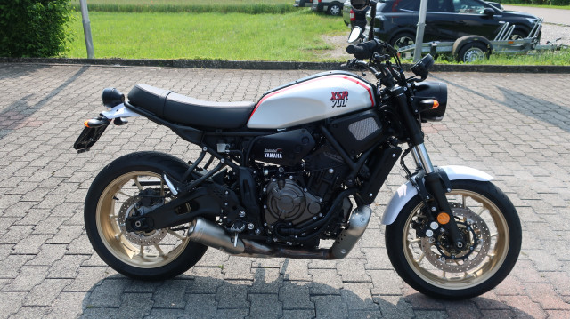 YAMAHA XSR 700 XTribute Retro Occasion