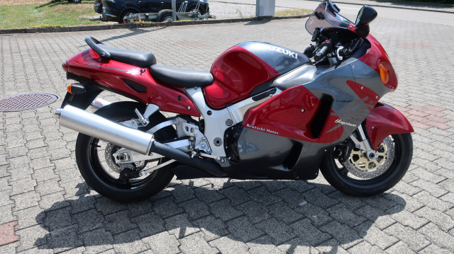SUZUKI GSX 1300 R Hayabusa Sport Occasion