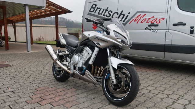 YAMAHA FZS 1000 Fazer Touring Occasion