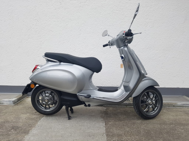 PIAGGIO Vespa Elettrica Scooter Usato