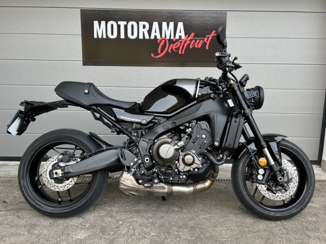 YAMAHA XSR 900 Retro Neufahrzeug YAMAHA XSR 900 Retro Neufahrzeug