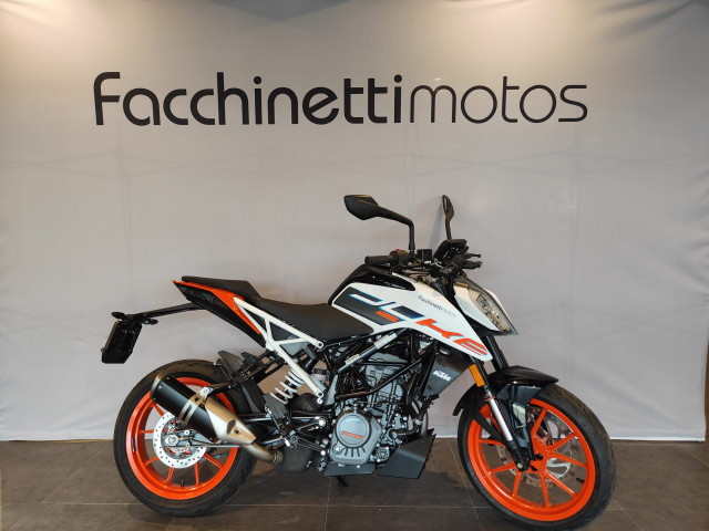 KTM 125 Duke Naked Moto nuova
