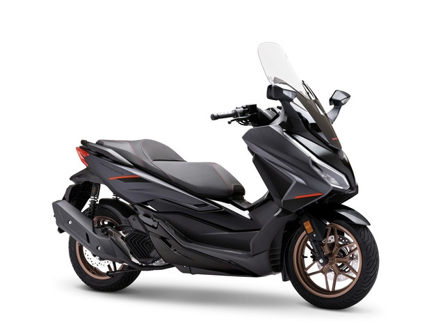 HONDA NSS 125 Forza Special Edition Roller Neufahrzeug