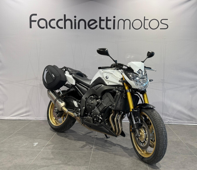 YAMAHA FZ 8 N Naked Occasion