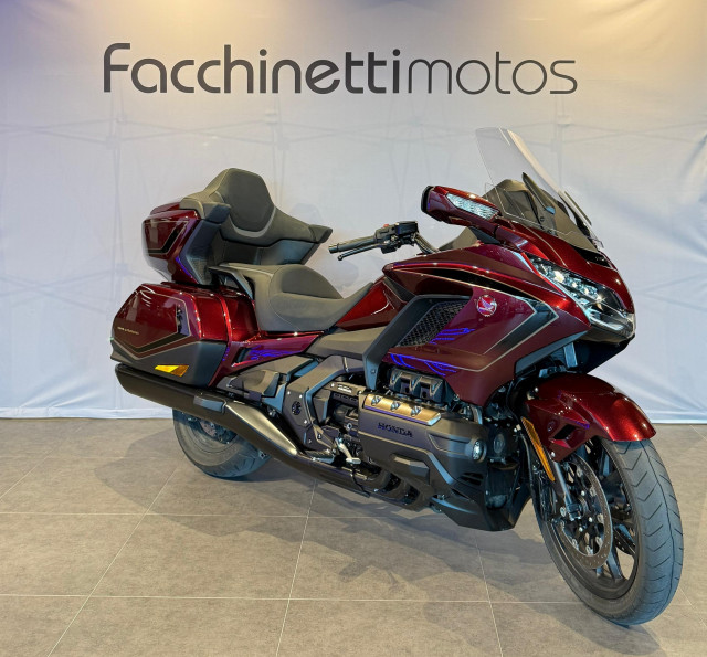 HONDA GL 1800 Gold Wing Tour DCT 50th Anniversary Touring Vorführfahrzeug