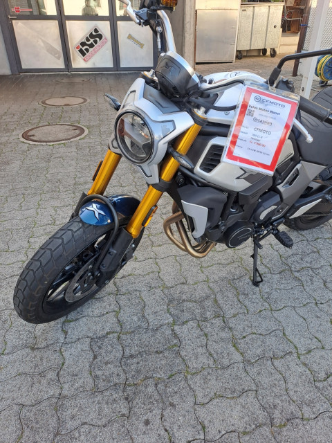 CF MOTO 700 CL-X Heritage Naked Usato