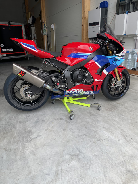 HONDA CBR 1000 RR-R Fireblade SP 30th Anniversary Sport Usato