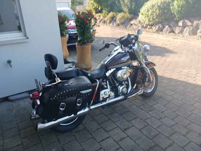 HARLEY-DAVIDSON FLHRC 1584 Road King Classic Touring Used