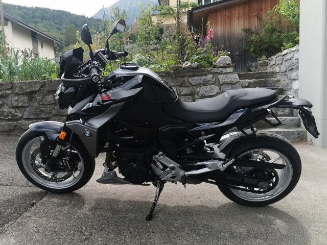 BMW F 900 R Naked Occasion