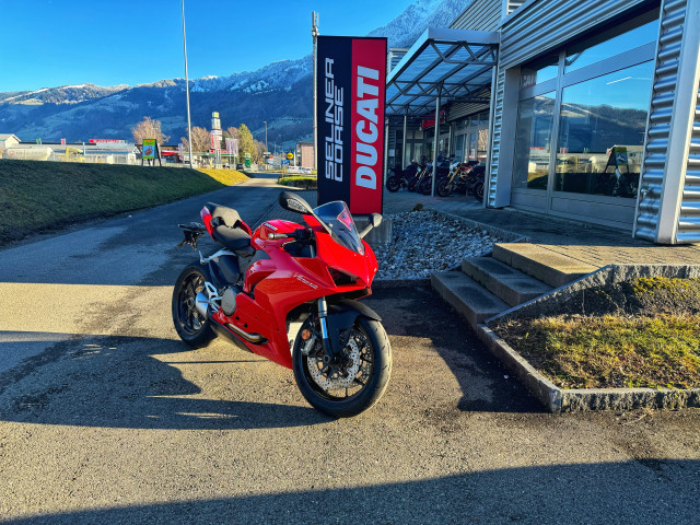 V2 panigale online