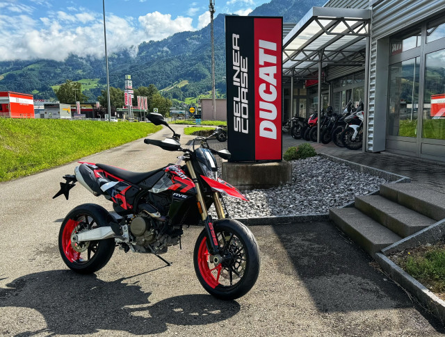 DUCATI Hypermotard 698 Mono RVE Naked Neufahrzeug