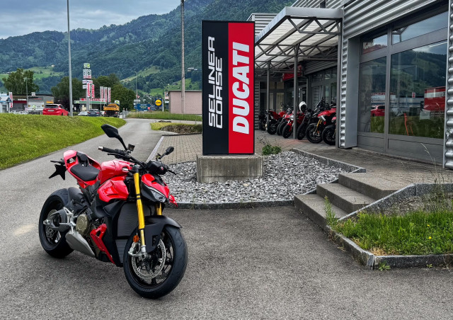 DUCATI Streetfighter 1103 V4 S Naked Neufahrzeug