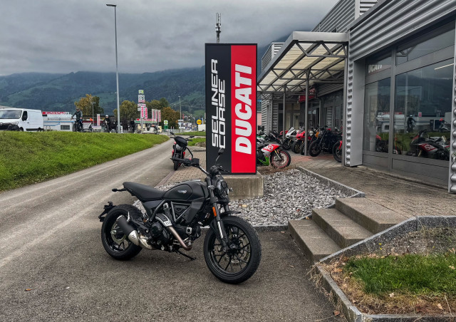 DUCATI Scrambler 803 Icon Dark Retro Vorführfahrzeug