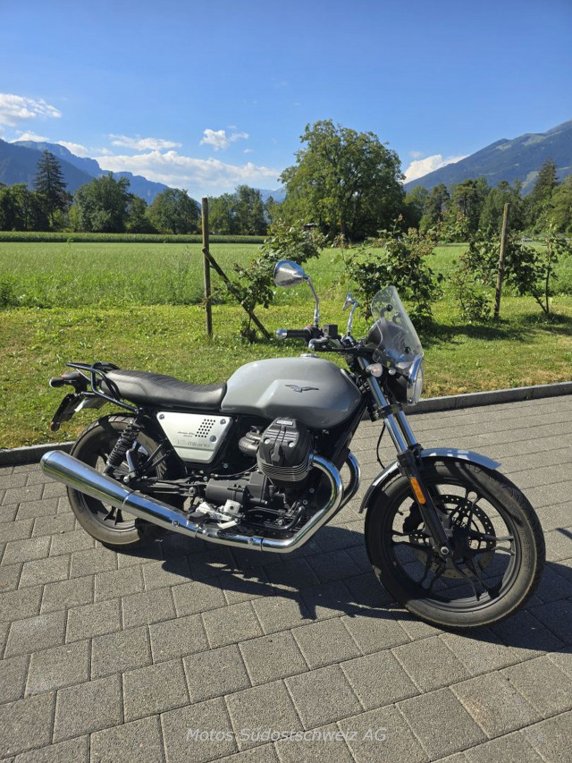 MOTO GUZZI V7 III Milano Retro Usato