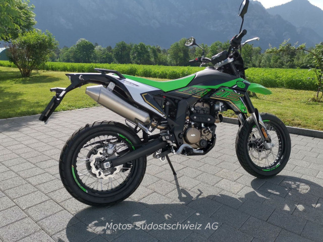 KL KXE 125 Supermoto Usato