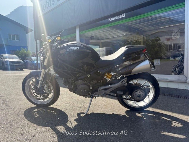DUCATI 1100 Monster Naked Occasion