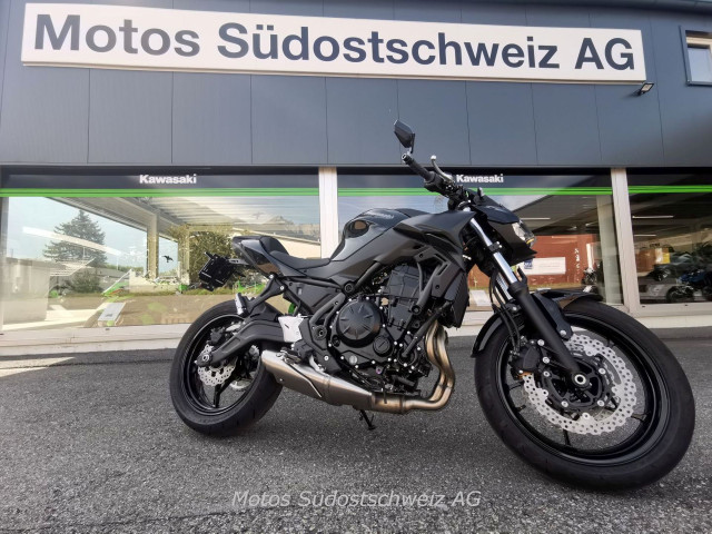 KAWASAKI Z 650 Naked Moto nuova