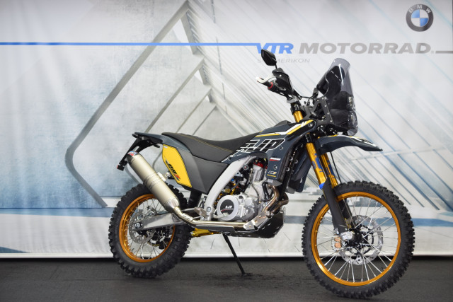 AJP PR7 650 Enduro Neufahrzeug