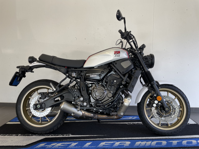 Used xsr700 best sale