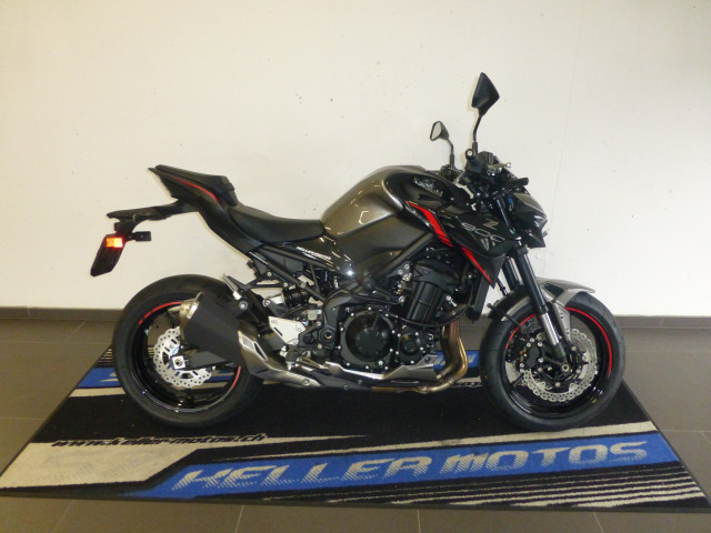 KAWASAKI Z 900 Naked Neufahrzeug