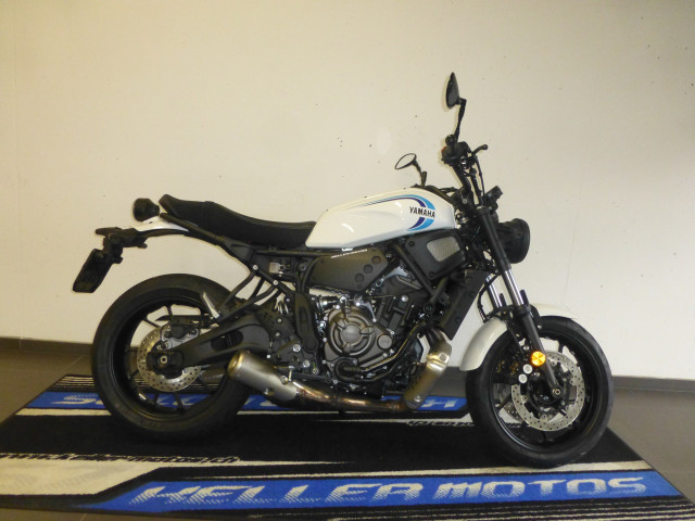 YAMAHA XSR 700 Retro Usato