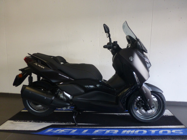 YAMAHA X-Max 300 Tech Max Scooter Moto nuova