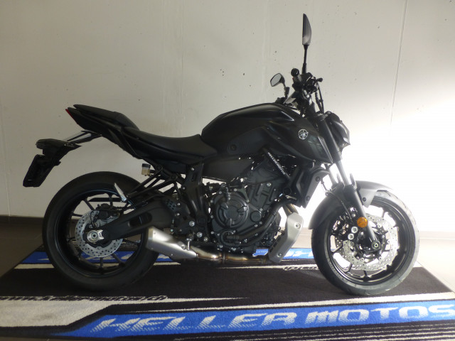 YAMAHA MT-07 2023 Naked Neufahrzeug