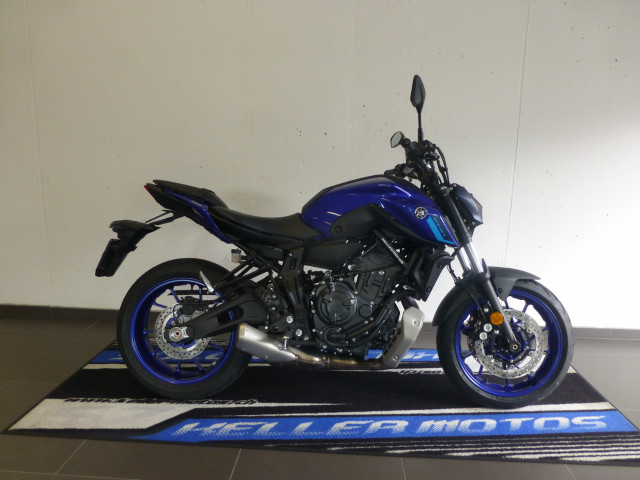 YAMAHA MT-07 2023 Naked Neufahrzeug