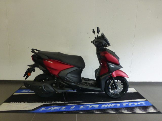 YAMAHA LCG 125 RayZR Scooter Moto neuve