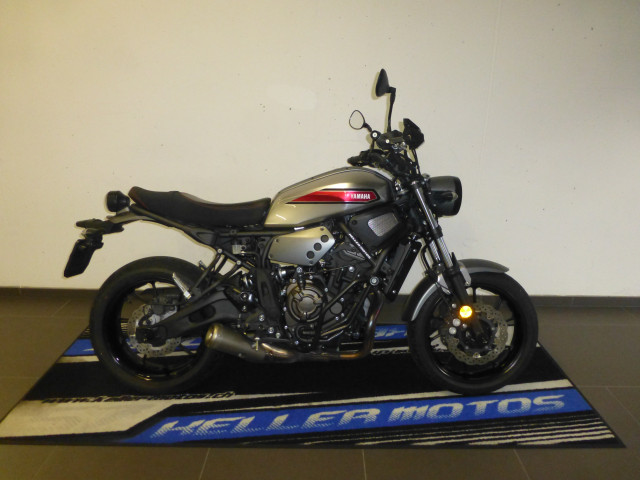 YAMAHA XSR 700 Retro Usato