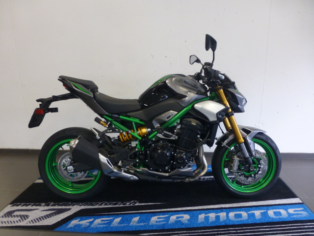 KAWASAKI Z 900 SE Naked Vorführfahrzeug