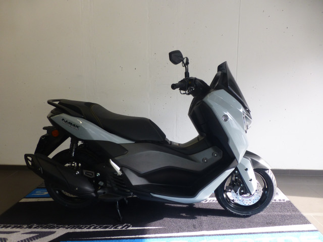 YAMAHA NMax 125 Tech Max Scooter Moto nuova
