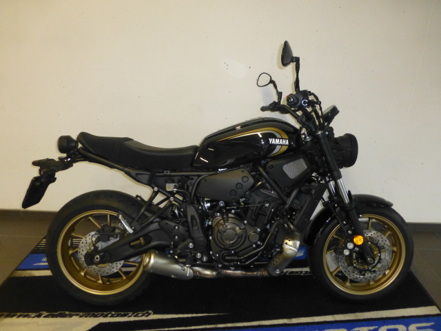 YAMAHA XSR 700 Retro Occasion