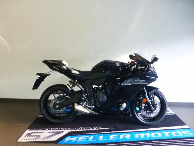 YAMAHA R7 Sport Neufahrzeug YAMAHA R7 Sport Neufahrzeug