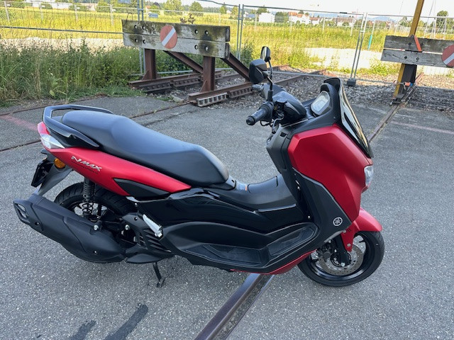 YAMAHA NMax 125 Roller Occasion