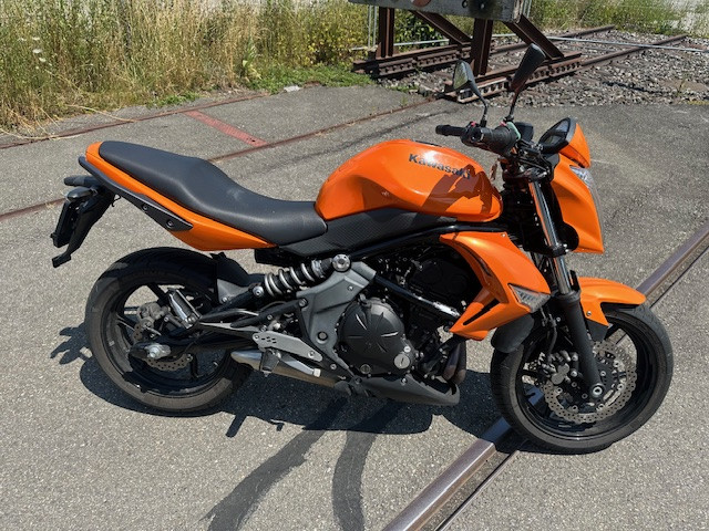 KAWASAKI ER-6n Naked Occasion