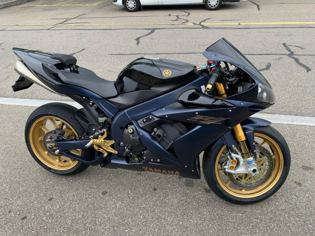 YAMAHA R1 SP Sport Occasion