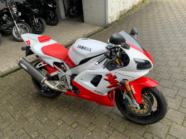 YAMAHA R1 Sport Occasion