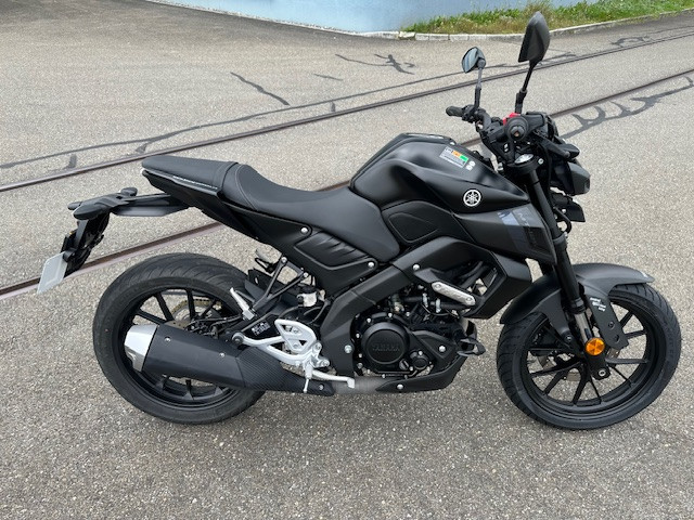 YAMAHA MT-125 Naked Occasion