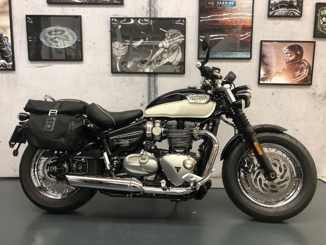 TRIUMPH Bonneville Bobber 1200 Retro Occasion