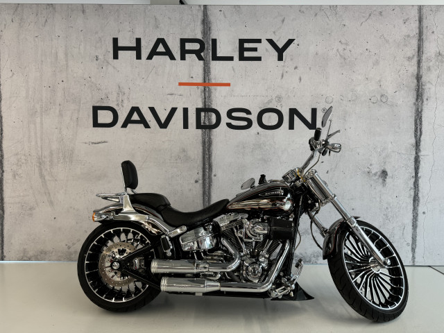 HARLEY-DAVIDSON FXSBSE 1801 CVO Softail Breakout Custom Occasion