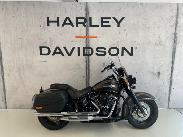 HARLEY-DAVIDSON FLHC 1745 Softail Heritage Classic 107 Custom Usato